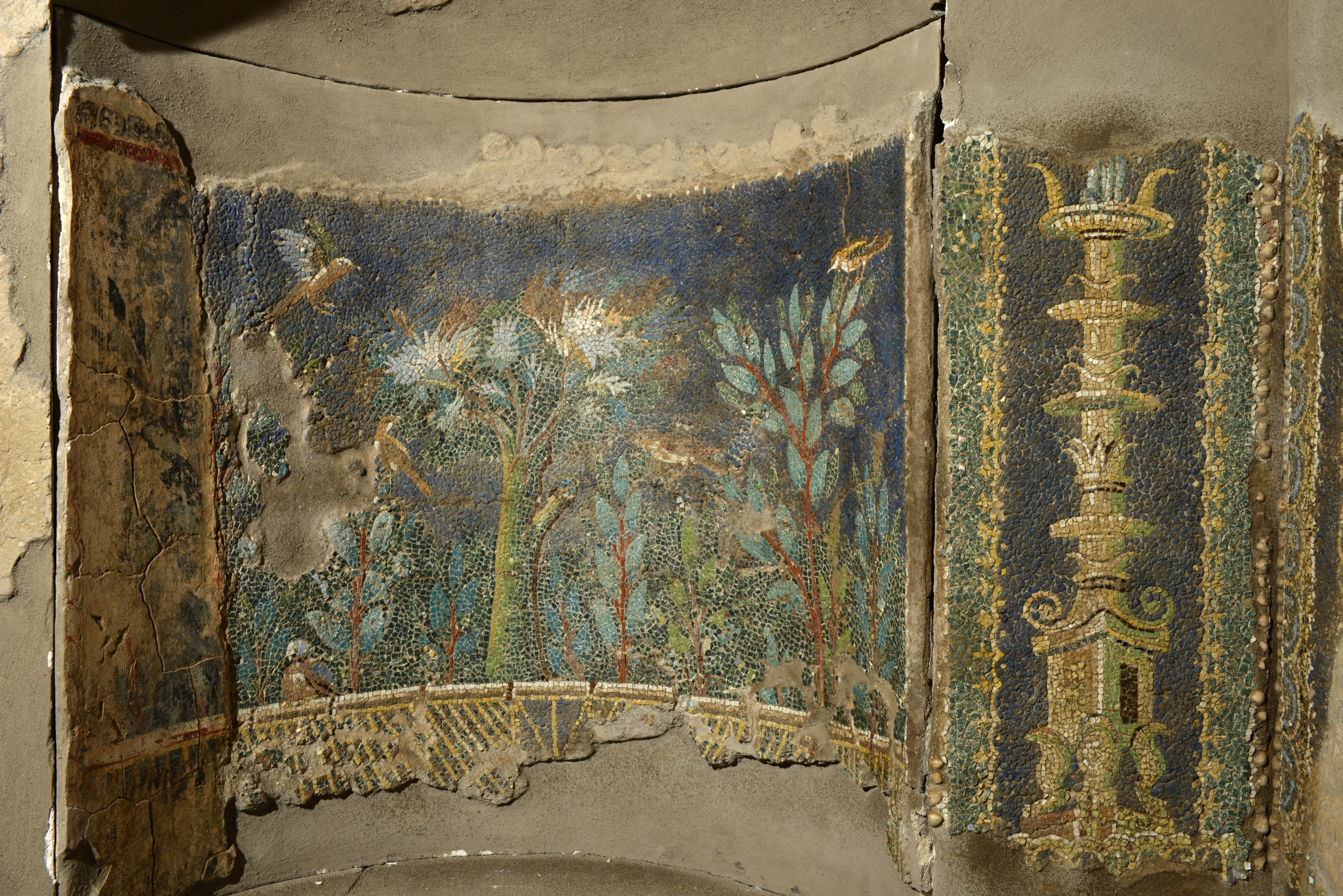 Fig. 2: Mosaic wall (detail), Massa Lubrense, 1st Century AD, Soprintendenza Archeologica di Pompei, Â© Fotografica Foglia (Neapel). 