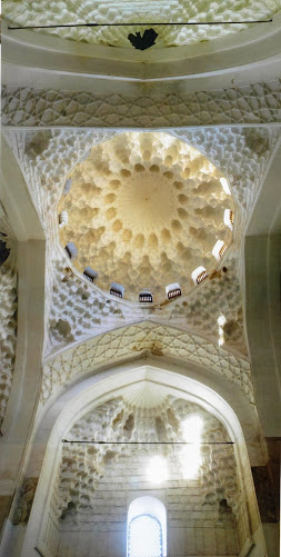 Interior of dome of Khoja Ahmad Yasawi Mausoleum with muqarna - "honeycomb" - decorations (Image in public domain)